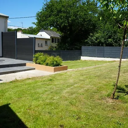 Apartment Parentale A 1 Min Du Parc Des Expositions Bohars